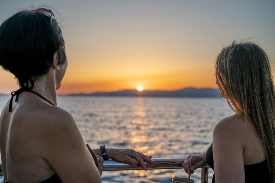 Palma: Catamaran Cruise with Swimming and Snorkelling - The 90-minute swimming stop