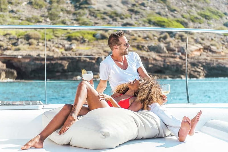 Palma de Mallorca: Half-Day Catamaran Tour with Buffet Meal - Palma Cathedral and Bellver Castle from the water