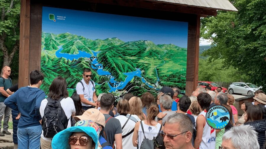 Plitvice Lakes Tour: Secured Tickets, Train & Boat Ride - Why this route works at Plitvice Lakes