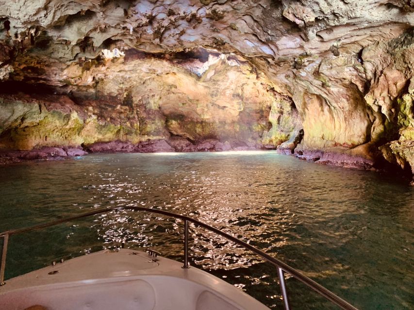 Polignano a Mare: Cave Boat Tour with Aperitif - Timing the cruise for sunset