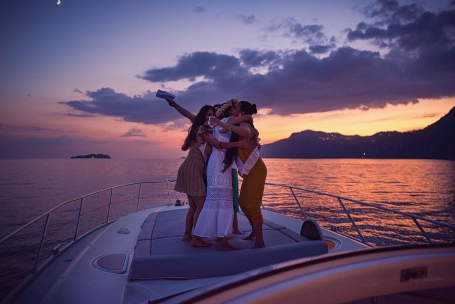 Positano: Shared Sunset Cruise - Leaving Positano for Praiano