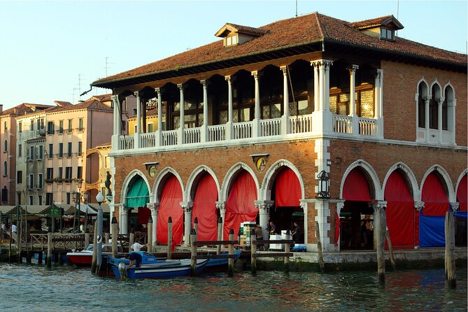 Private 3 hrs Venice Tour: St Mark's, Walking tour & Boat tour - Guide quality and group size