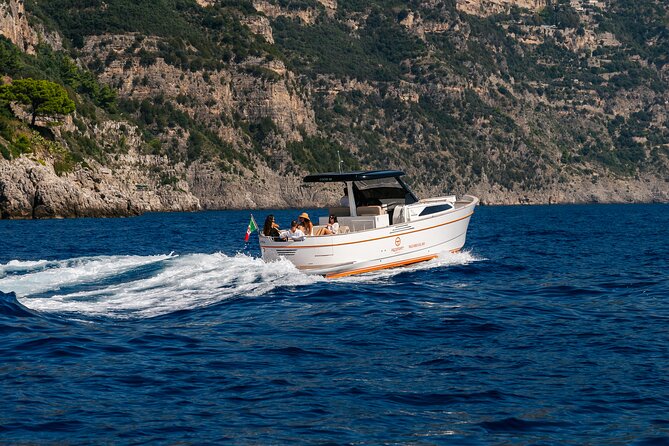 Private Boat Tour To Capri Departing From Positano - Secret inlets and the meeting of two gulfs