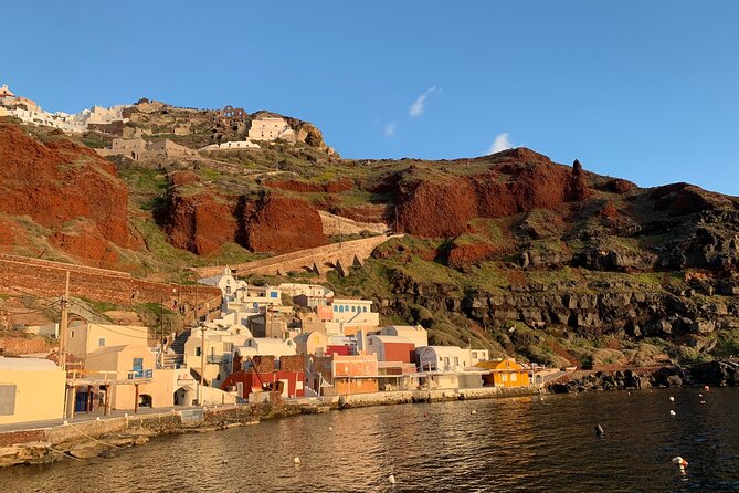Private Santorini Sightseeing Tour – Customizable,Cruise Friendly - Imerovigli and the view toward Skaros Rock