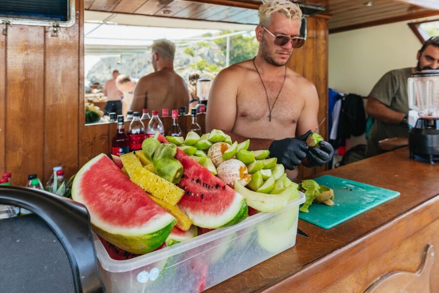 Rhodes: Anthony Quinn, Ladiko and Caves All-Inclusive Cruise - What the $64 price means