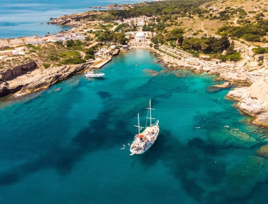 Rhodes: Sunset Cruise with Open Bar, Dinner, & Live Music - Setting out from Mandraki Port at 6pm