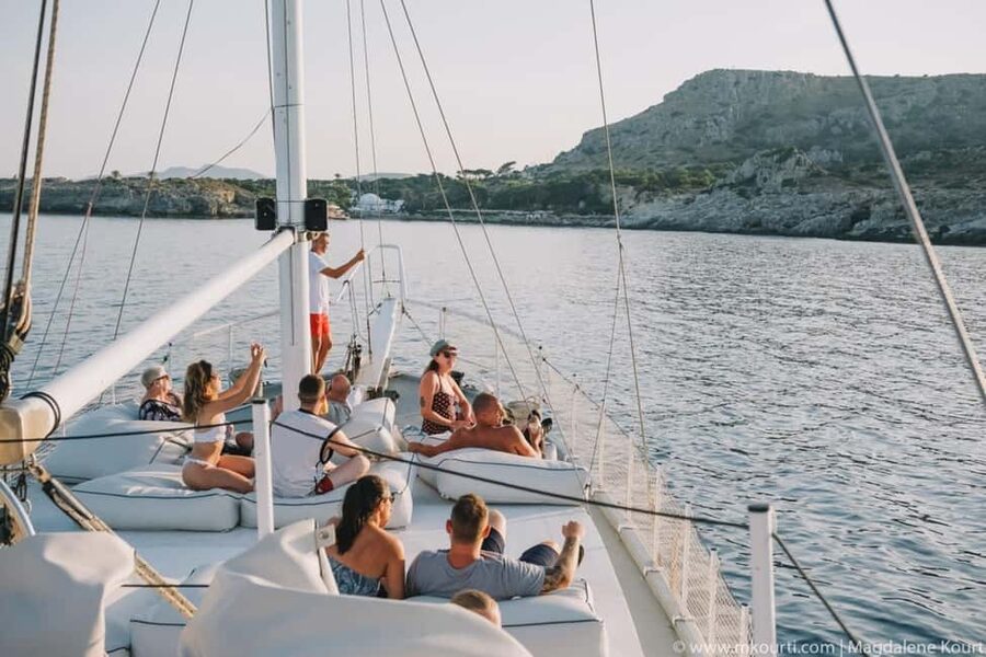 Rhodes: Sunset Cruise with Open Bar, Dinner, & Live Music - Who will enjoy the Romantika cruise most