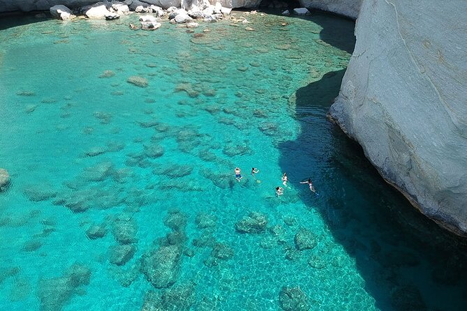 Round of Milos and Poliegos Sailing boat snorkelling cruise - Kleftiko: the main reason to take the cruise