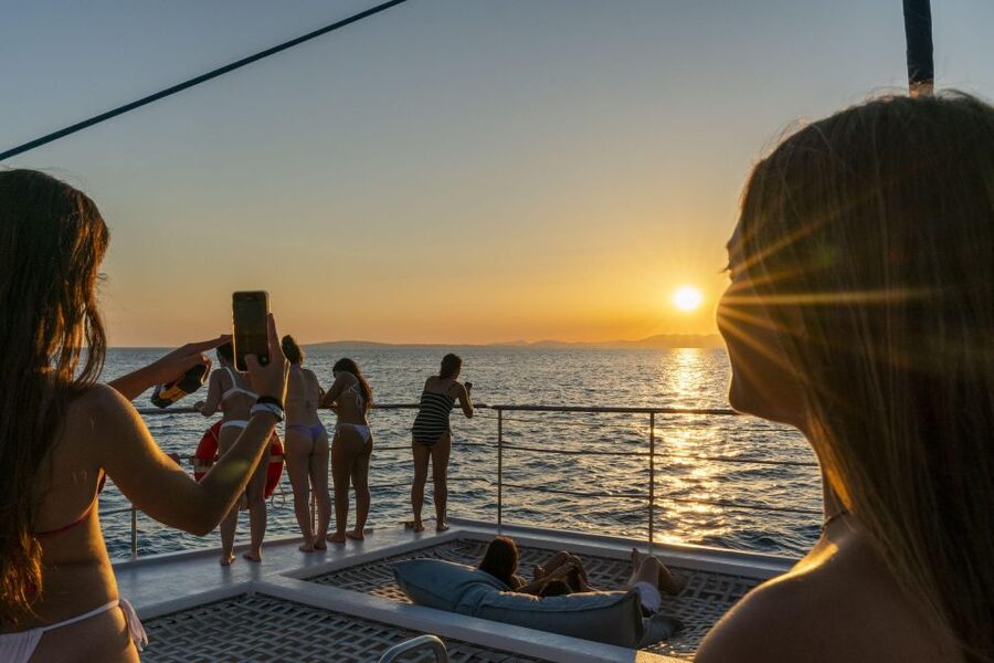 S'Arenal: Sunset Catamaran Cruise with BBQ - Music, space, and the evening mood