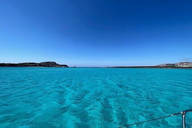 Sailing boat tour in the Maddalena Archipelago - Santa Maria and the opening views