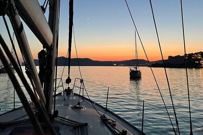 Sailing boat tour in the Maddalena Archipelago - Spargi’s Cala Granara for swimming and snorkeling