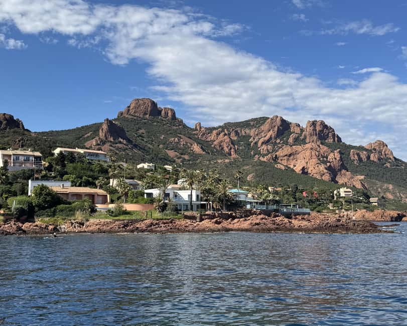 Saint-Raphaël: Golden Island Afternoon Cruise with Drinks - The Cap Roux anchorage and water time