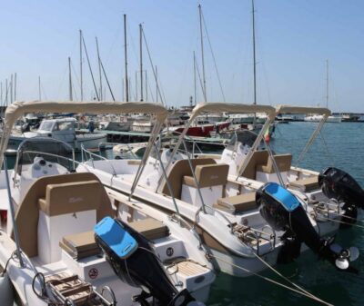 Salerno: Amalfi Coast Boat Rental (License not Required)