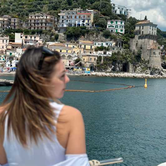 Salerno: Amalfi Coast Cruise with Lunch, Aperitif & Swimming - Leaving Salerno with a welcome drink
