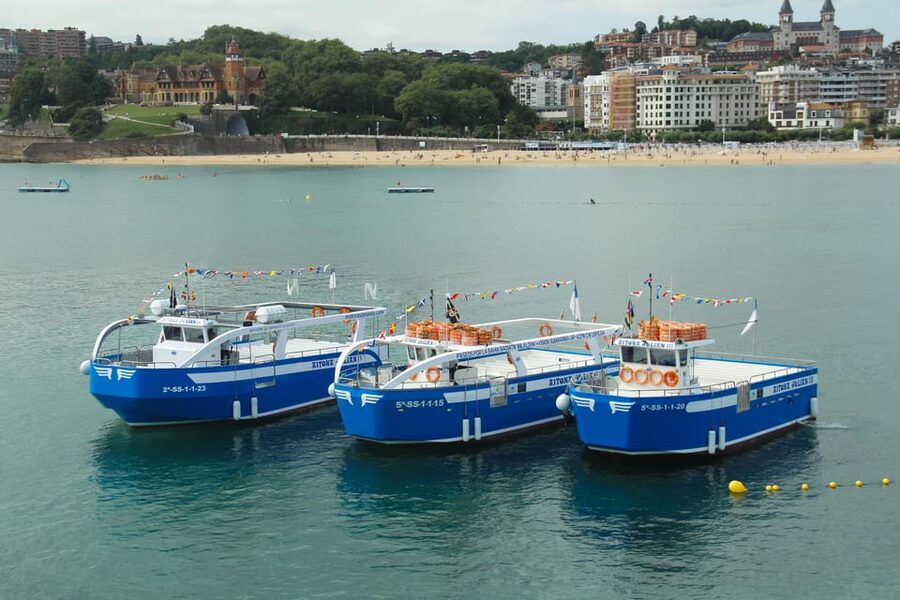San Sebastian: Boat Tour with Stop at Santa Clara - Why this short boat trip works so well in San Sebastian