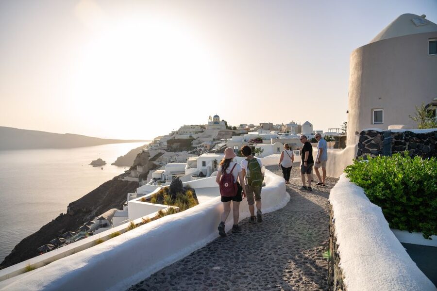 Santorini: Volcanic Islands Cruise with Hot Springs Visit - Palea Kameni and the so-called hot springs