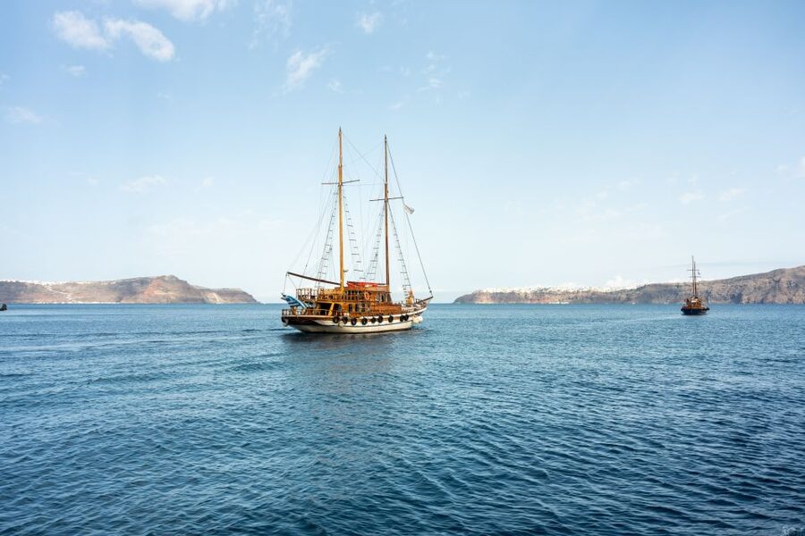 Santorini: Volcanic Islands Cruise with Hot Springs Visit - Thirassia for swimming and lunch