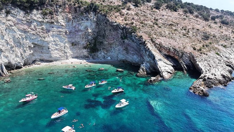 Sarandë: Boat Tour Turtle Cave Kakome & Krorez Snorkeling - Kakome Beach and the quiet-water break