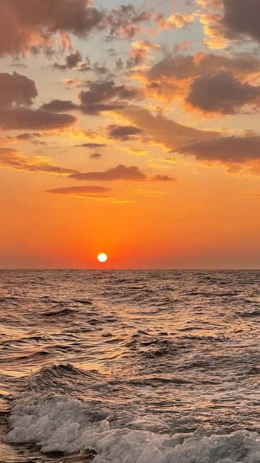 Sarandë: Ionian Coast Hidden Beaches and Caves Boat Tour - What the speedboat atmosphere is really like
