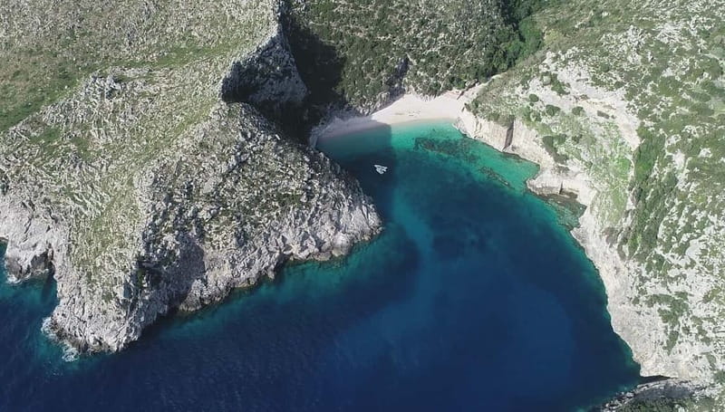 Secret Blue Cave & Grama Bay - Speed Boat Tour - Bristani and the short photo stops