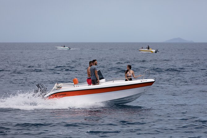 Self-Drive License-Free Boat Rental in Santorini from Vlichada - How difficult is it for a first-time driver?