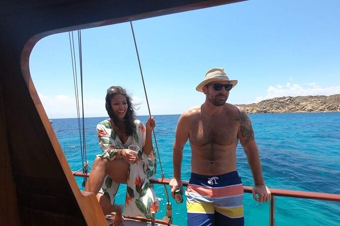 Shared Mykonos Sail Cruise to Delos and Rhenia Islands - A relaxed boat, but not a party cruise