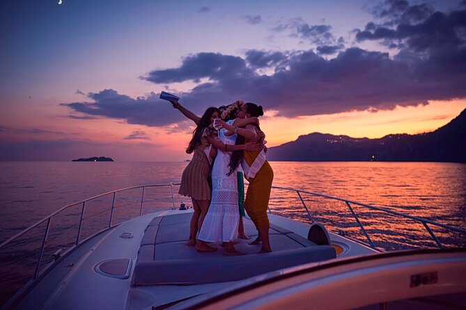 Small Group Tour to Positano by Boat at Sunset - Leaving from the Cala Marinai meeting point