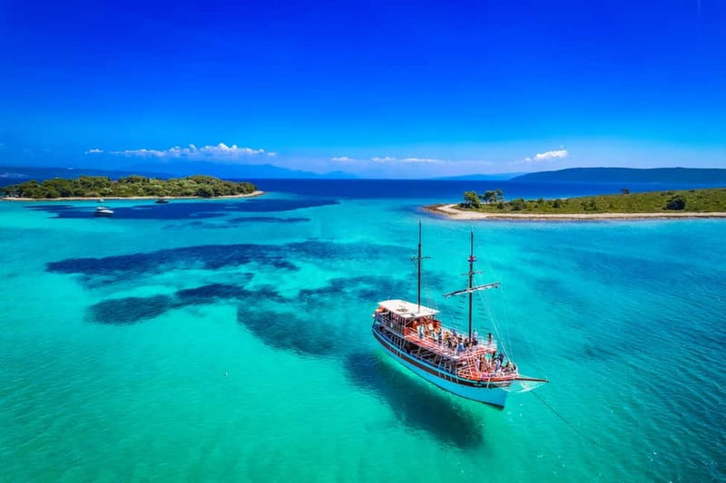 Split: 3 Island & Blue Lagoon Cruise with Lunch & Drinks - A full Adriatic day from Obala Lazareta