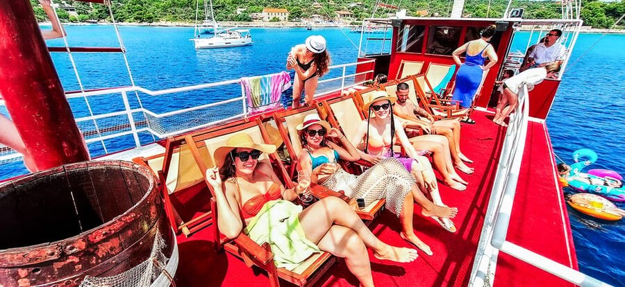 Split: 3 Island & Blue Lagoon Cruise with Lunch & Drinks - St. Fumija Bay and the final swim