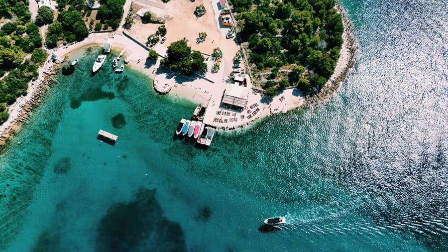 Split: Blue Lagoon & 3 Islands – Premium Speedboat Trip - Who should book this experience?