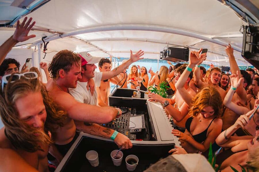 Split: Blue Lagoon Boat Party, Djs, Swim, Shots & AfterParty - Swimming at the Blue Lagoon