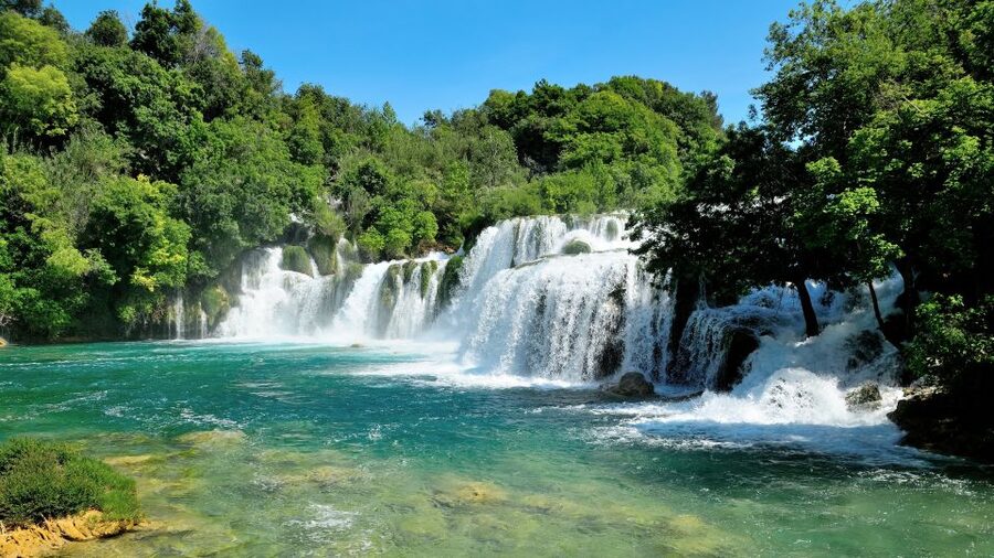 Split: Krka National Park Day Trip with Boat Ride & Swimming - Free time in Skradin