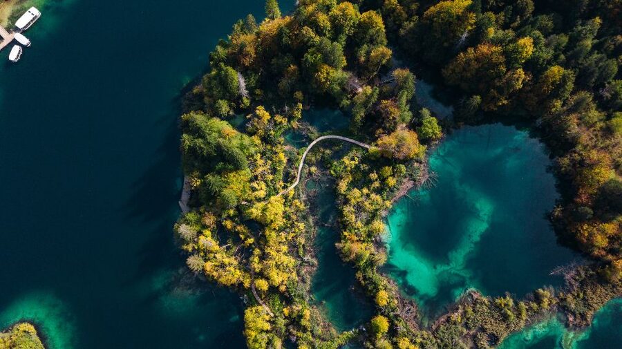 Split: Self-Guided Plitvice Lakes Day Tour with Boat Ride - The 3.5-hour bus ride through inland Croatia