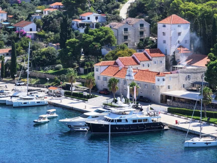 Split/Trogir: Trogir, Blue Lagoon, and Solta Speedboat Trip - The return ride to Split
