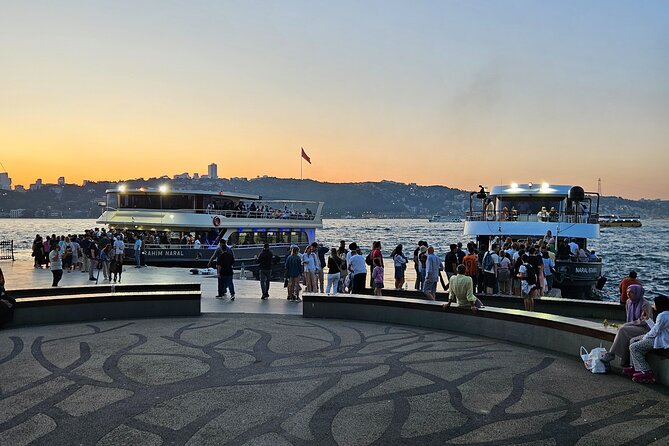 Sunset Cruise with Stop along Asia: Discover Istanbul's Bosphorus - Seeing Istanbul from the Bosphorus