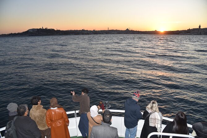 Sunset Cruise with Stop along Asia: Discover Istanbul's Bosphorus - Bebek, Anadolu Fortress, and Küçüksu Pavilion