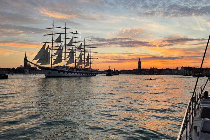 Sunset Jazz Catamaran Cruise with Aperitivo and Live Saxophone - Prosecco, spritz, and cicchetti