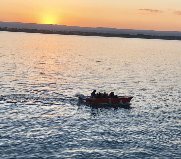 Syracuse: Boat Trip of Ortigia Island and Sea Caves - Weather, waves, and practical preparation