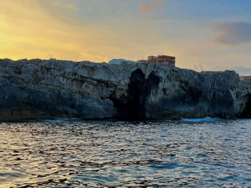Syracuse: Ortigia Island & Sea Cave Boat Tour with Prosecco - Who will enjoy this boat tour