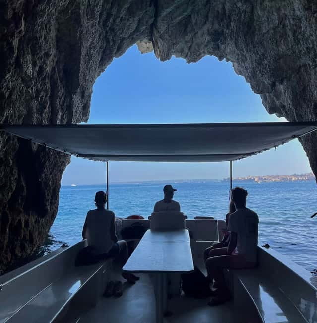Syracuse: Ortigia Island & Sea Cave Boat Tour with Prosecco - Sea caves and the heart-shaped cave