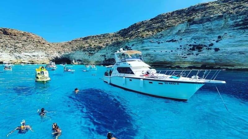 Taormina: Boat Tour with Aperitif on Isola Bella - Seeing Taormina from Giardini Naxos