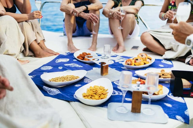 Taormina: Sunset Boat Tour with Dolphin Watching & Aperitif - Who should book this Taormina boat tour?