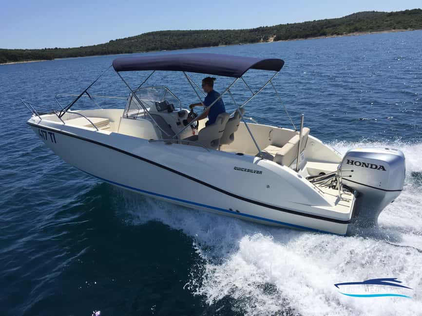 Torrevieja: Boat Rental without a License - Following the Torrevieja coast at your own pace