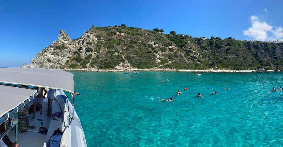 Tropea: Capo Vaticano Boat Trip with Snorkeling & Drink - Tropea looks best from below the cliffs