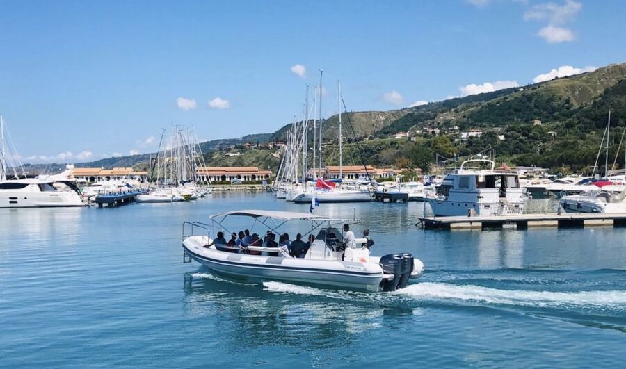 Tropea: Capo Vaticano Boat Trip with Snorkeling & Drink - Formicoli combines Roman remains with a proper swim