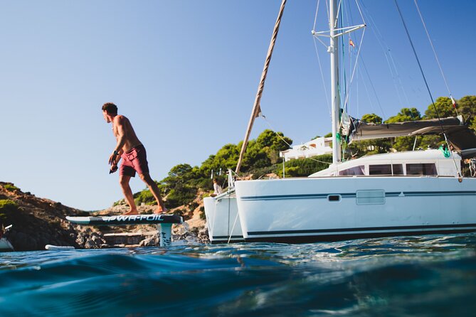 Unforgettable experience in Catamaran Ibiza - LAGOON 400 - The final swim at Cala Jondal