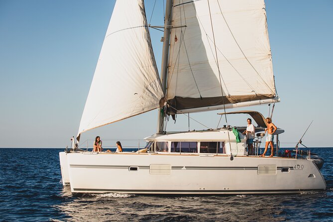 Unforgettable experience in Catamaran Ibiza - LAGOON 400 - Sa Pedrera, the rocky stop known as Atlantis