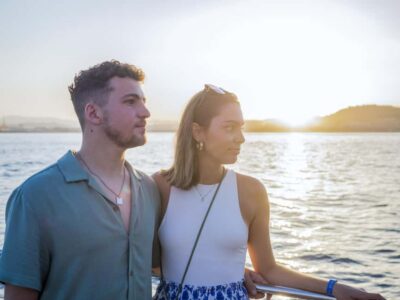 Valencia: Sailing Catamaran Cruise with Sunset Option and DJ