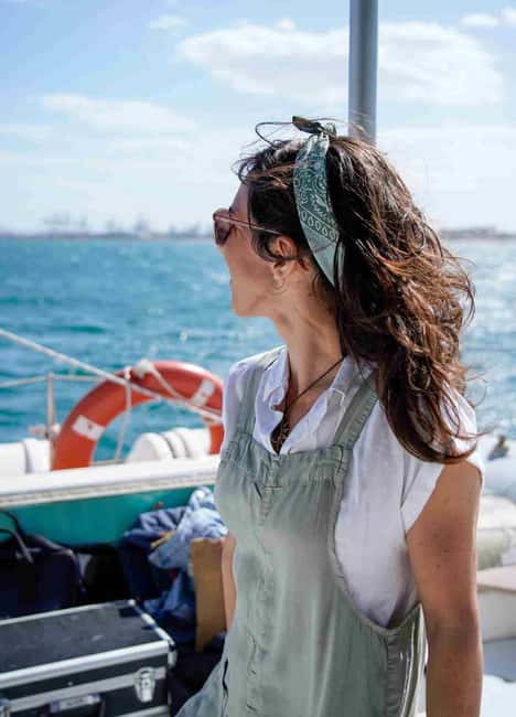 Valencia: Sailing Catamaran with Swimming & Optional DJ - Music, drinks, and the onboard atmosphere