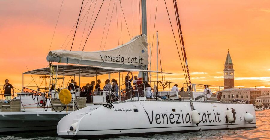 Venice: Catamaran Sunset Jazz Cruise with Aperitivo - Key points to know before booking